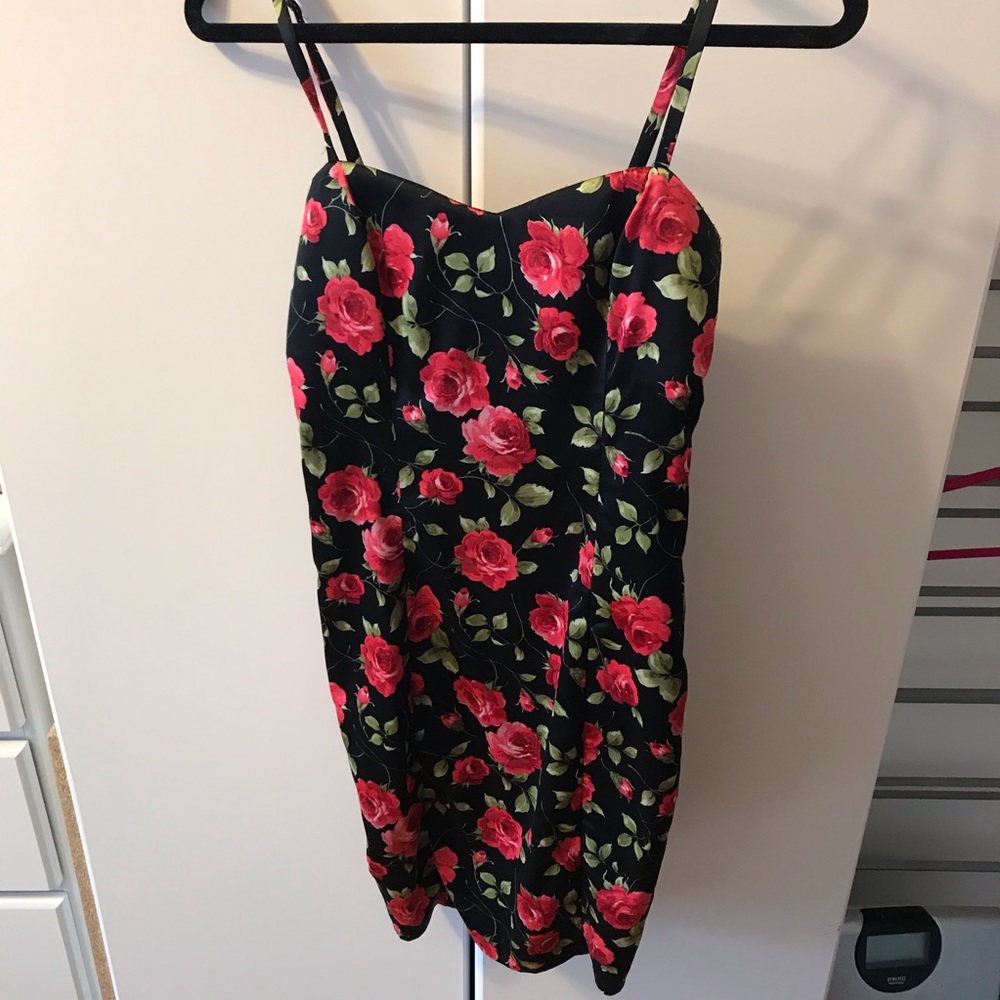 Forever 21 Black and Red Rose Print Dress